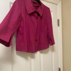 Elegant AKRIS PUNTO Fuchsia Coat with Button Accents - SZ 10